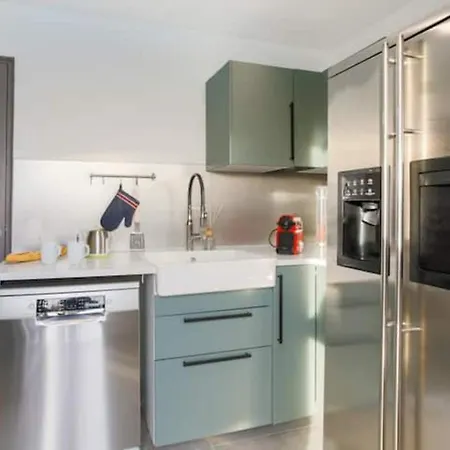 195m² Vue Parking Saint-Raphaël
